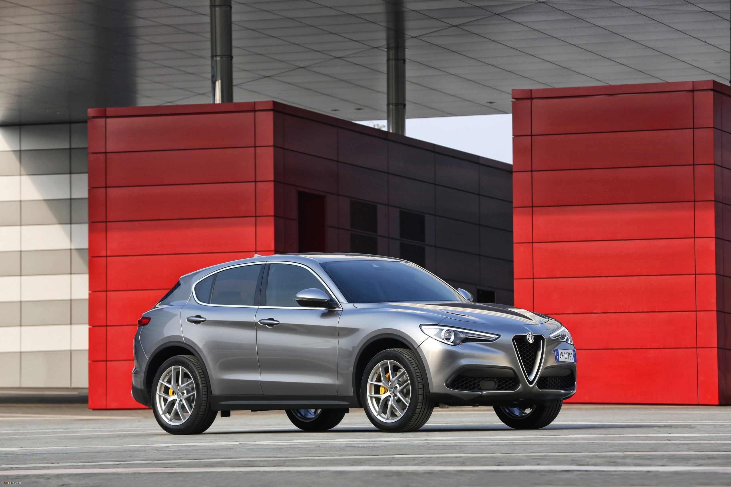 alfa-romeo_stelvio_2017-2023