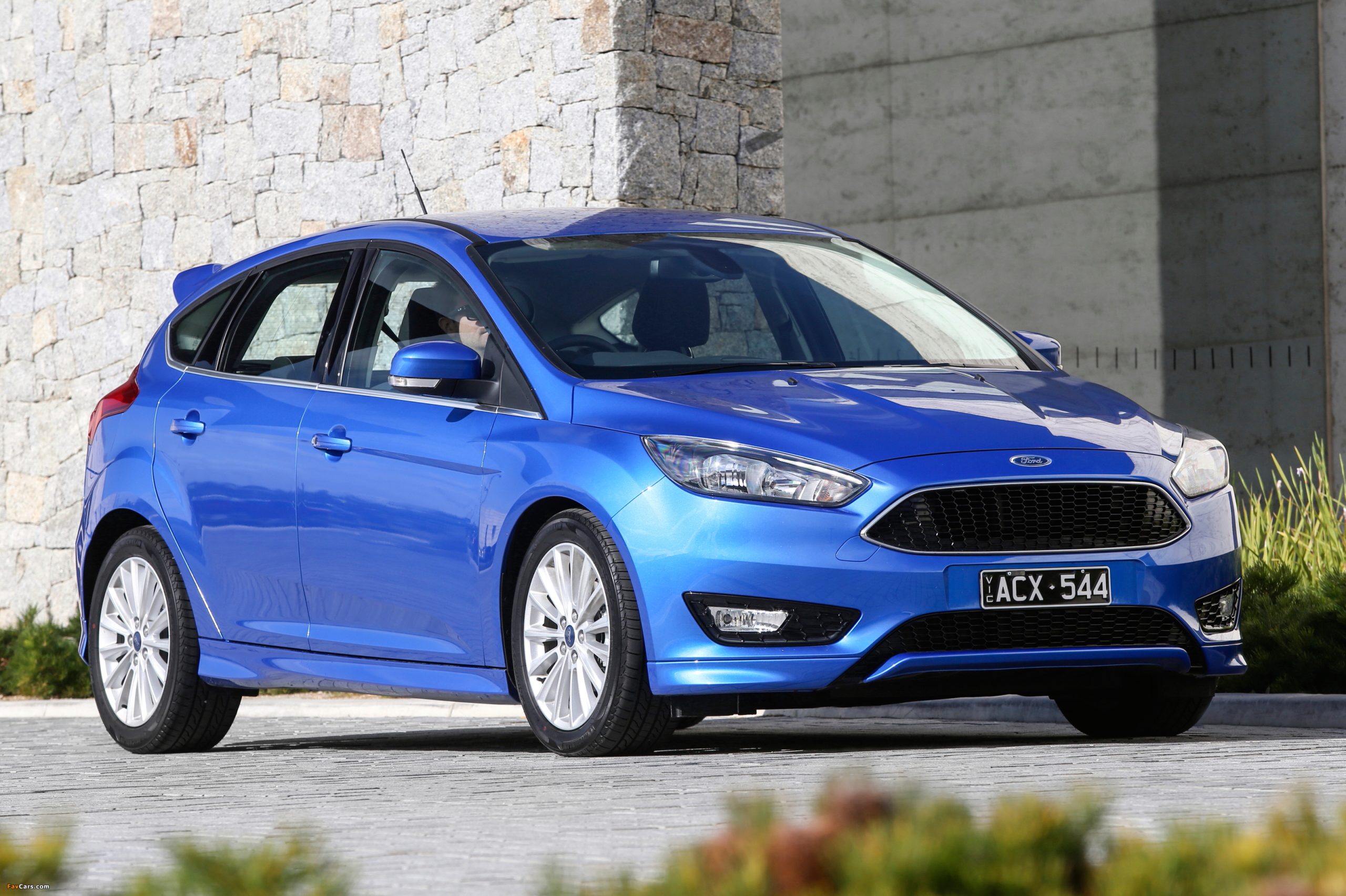 ford_focus_2015-2018